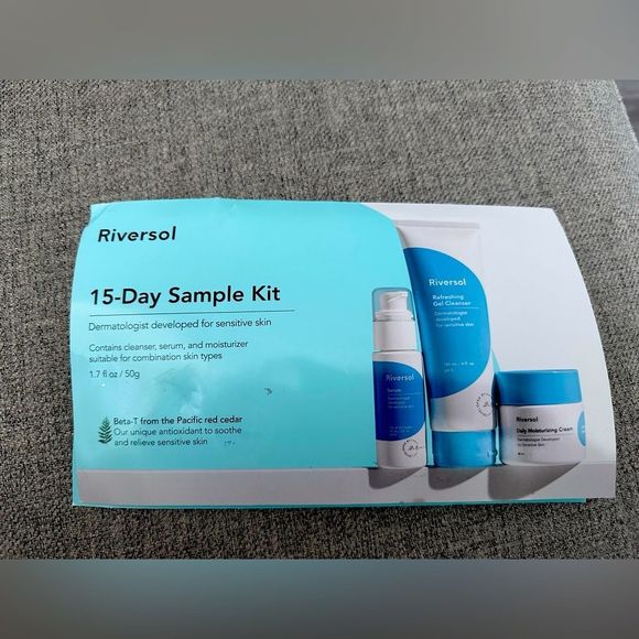 Riversol Skincare- Sensitive 15- Day Sampler Kit 9 Sample Size Products - Picture 1 of 3